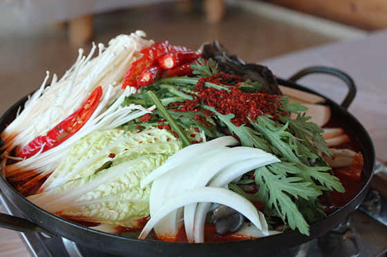 버섯전골2인 메뉴 사진(네이버)