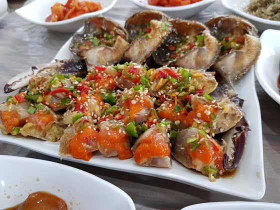 (간장/양념)게장 정식 (1인) 메뉴 사진(네이버)