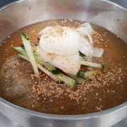 물냉면 메뉴 사진(네이버)