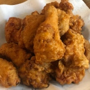 후라이드 치킨(양념 제공) 메뉴 사진(네이버)