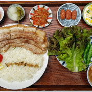 [지금할인] 삼겹살 소금구이 정식 메뉴 사진(네이버)
