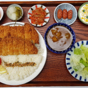 [수제] 매운치즈마요 돈까스 + 카레 메뉴 사진(네이버)