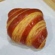 산딸기 크로와상 메뉴 사진(네이버)