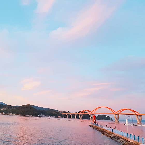 어웨일카페펍 · 네이버 지도·플레이스 3