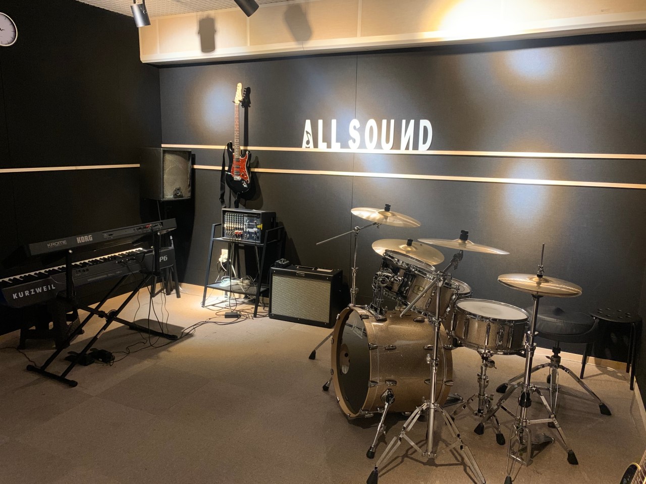 Studio image 4