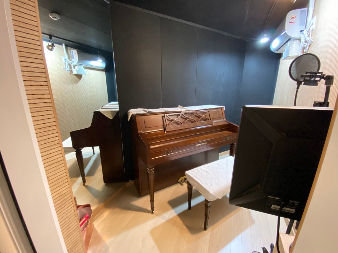 Studio image 2