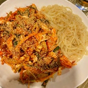 골뱅이무침 with 쫄면 메뉴 사진(네이버)