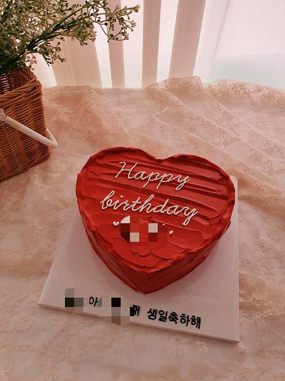 사월