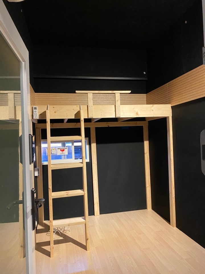 Studio image 2