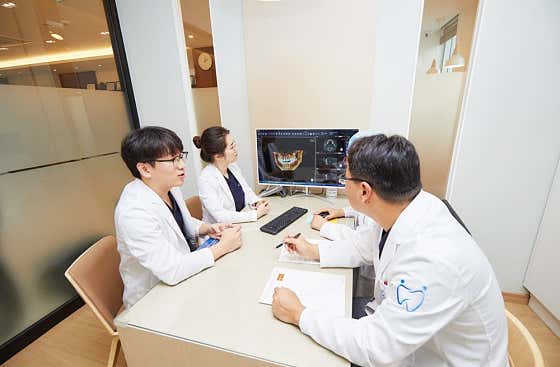 연세윤손치과의원