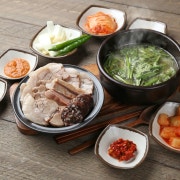 수육백반 메뉴 사진(네이버)