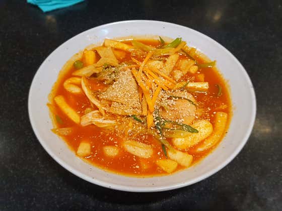 새벽국물떡볶이 (기본맛, 로제맛) 메뉴 사진(네이버)