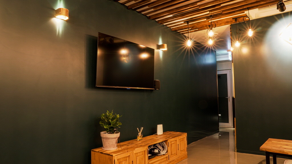 Studio image 3