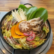 밀푀유나베(3~4인) 메뉴 사진(네이버)