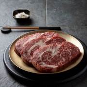 채끝등심(한우++9)150g 메뉴 사진(네이버)