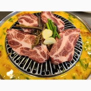 이베리코 꽃목살 (120g) 메뉴 사진(네이버)