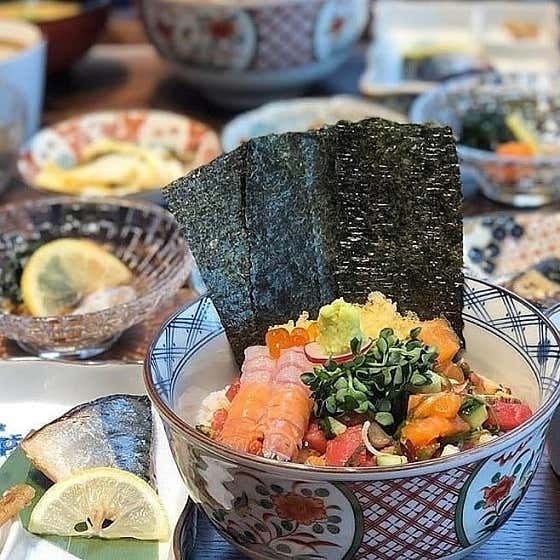 지라시스시정식(9첩반상입니다) 메뉴 사진(네이버)