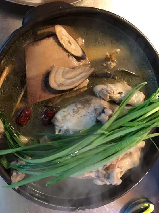 약닭백숙 메뉴 사진(네이버)