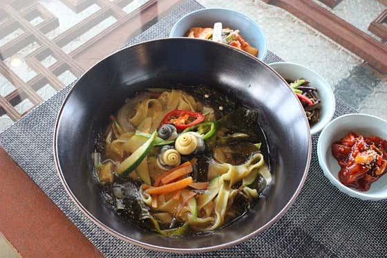 제주보말칼국수 메뉴 사진(네이버)