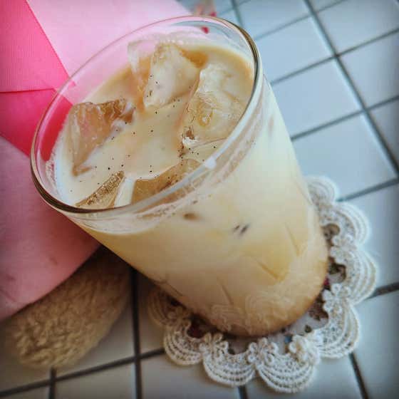 수제바닐라빈라떼 메뉴 사진(네이버)