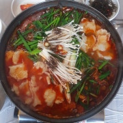 메기매운탕 대 메뉴 사진(네이버)