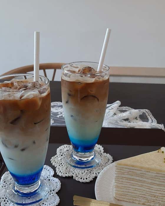 블루큐라소까페라떼 메뉴 사진(네이버)