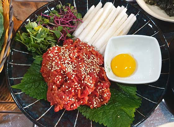 한우육회 한접시 메뉴 사진(네이버)