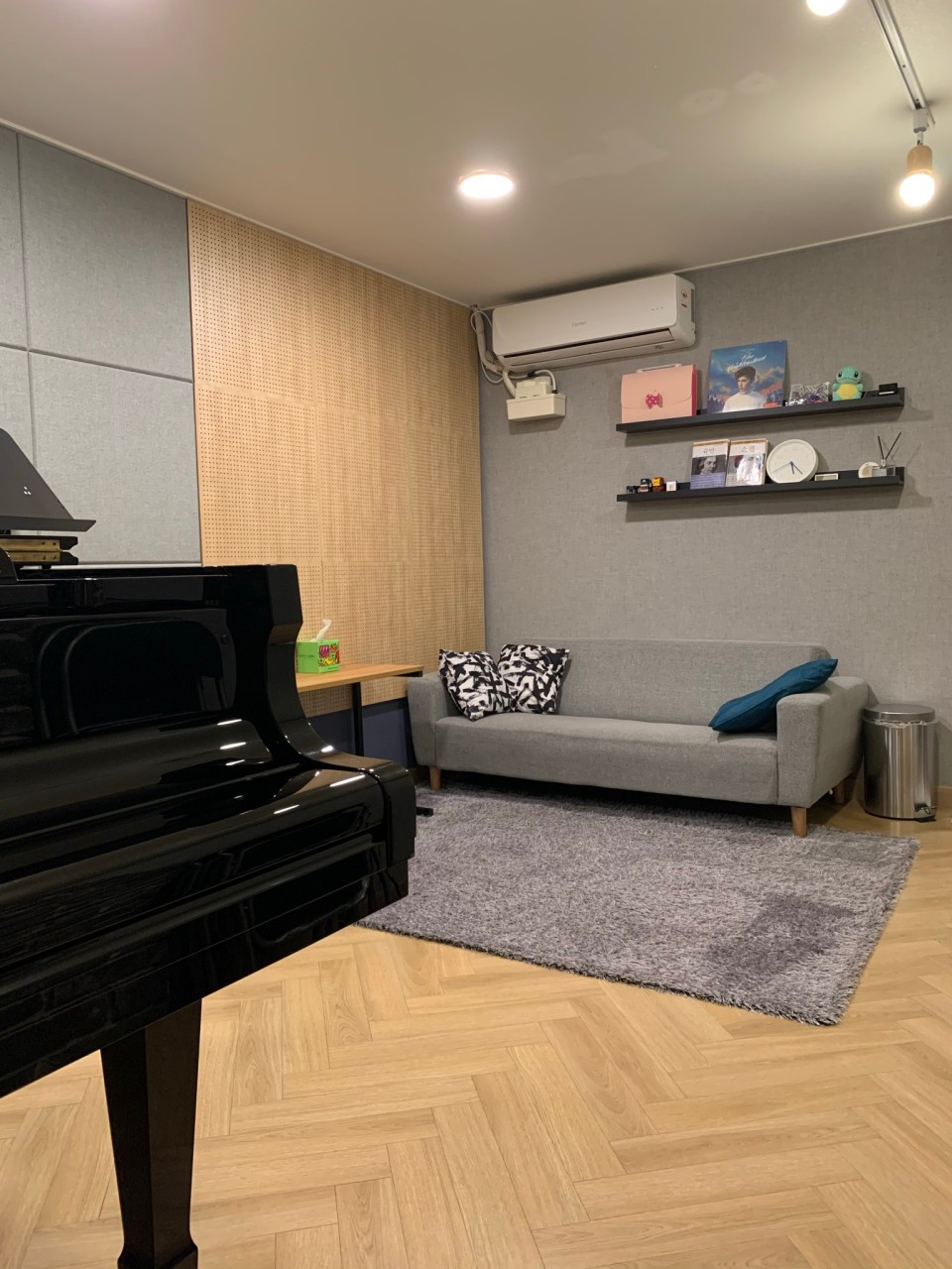 Studio image 3