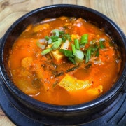 김치찌개 메뉴 사진(네이버)