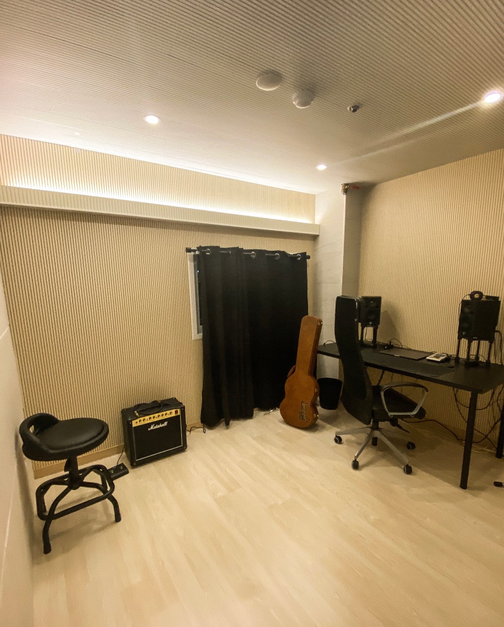 Studio image 4