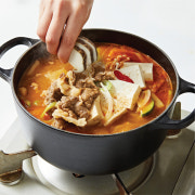 차돌 버섯 된장 찌개 3인분 메뉴 사진(네이버)