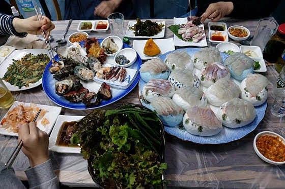 망치낚시횟집 · 네이버 지도·플레이스 8