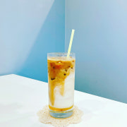 귤비앙코 라떼 메뉴 사진(네이버)