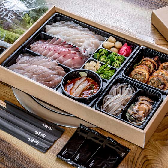 모둠회BOX + 스끼다시3종 메뉴 사진(네이버)