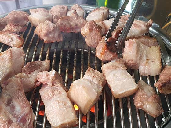 제주산 흑도야지 근고기 600g 메뉴 사진(네이버)