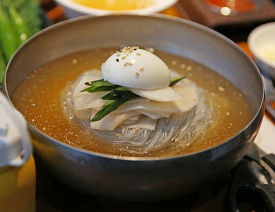 물냉면, 비빔냉면 메뉴 사진(네이버)