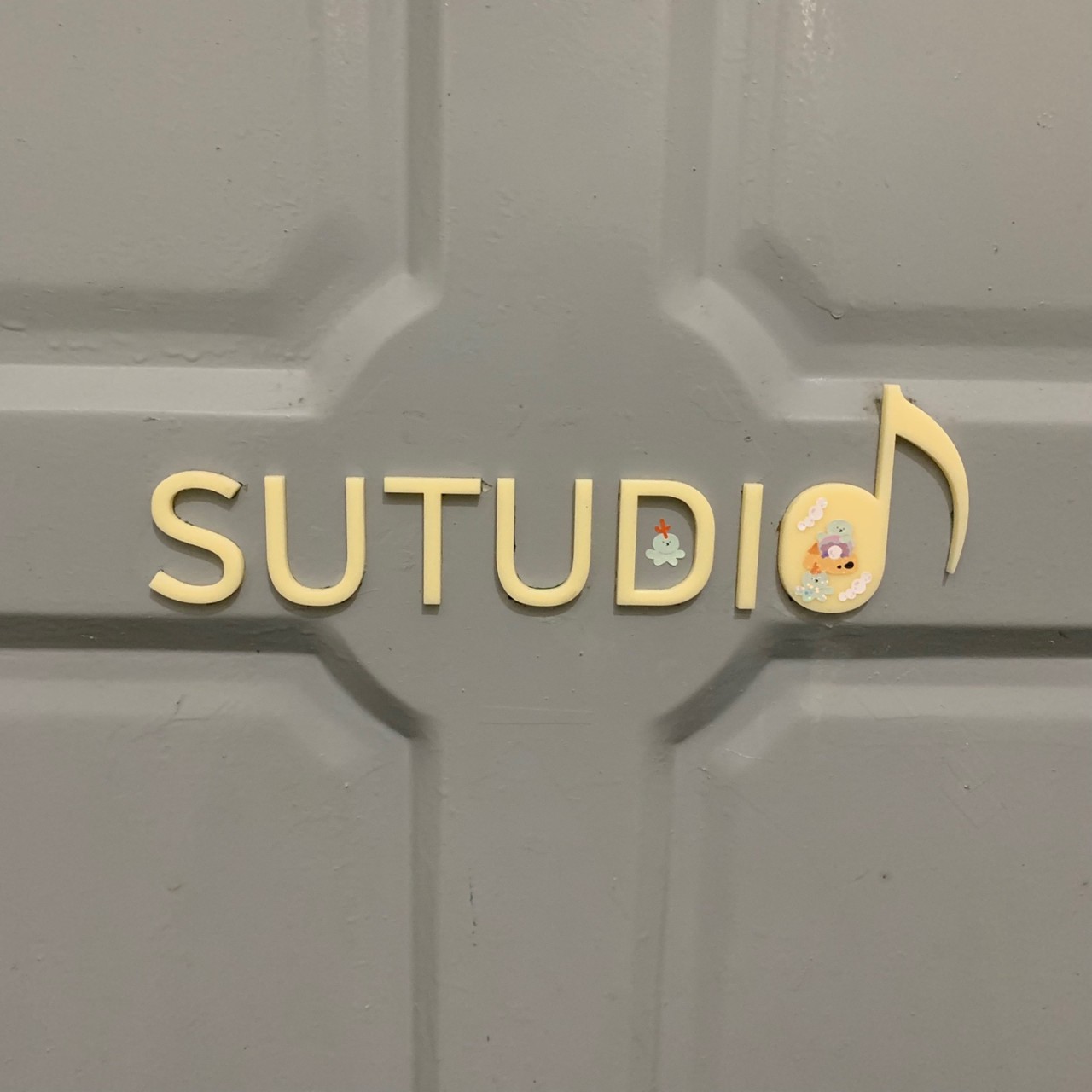 Studio image 4
