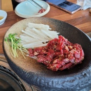 한우육회 메뉴 사진(네이버)