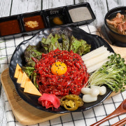 육회 메뉴 사진(네이버)