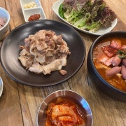 제주꼬들대패구이+김치찌개 메뉴 사진(네이버)