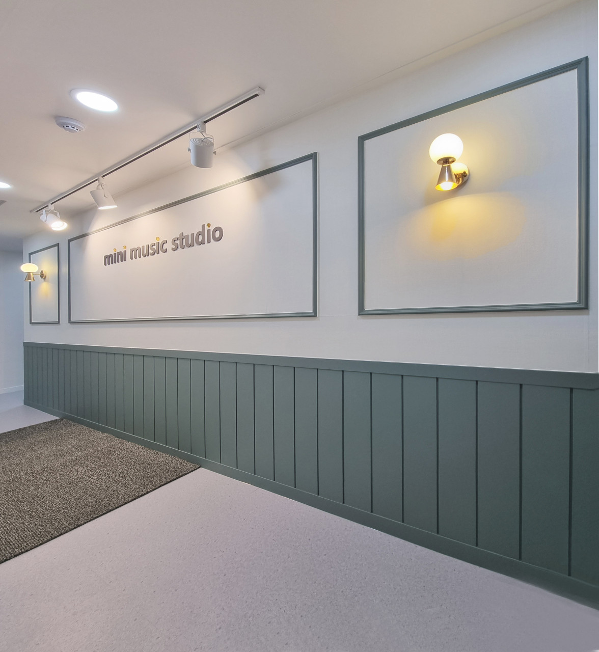 Studio image 5