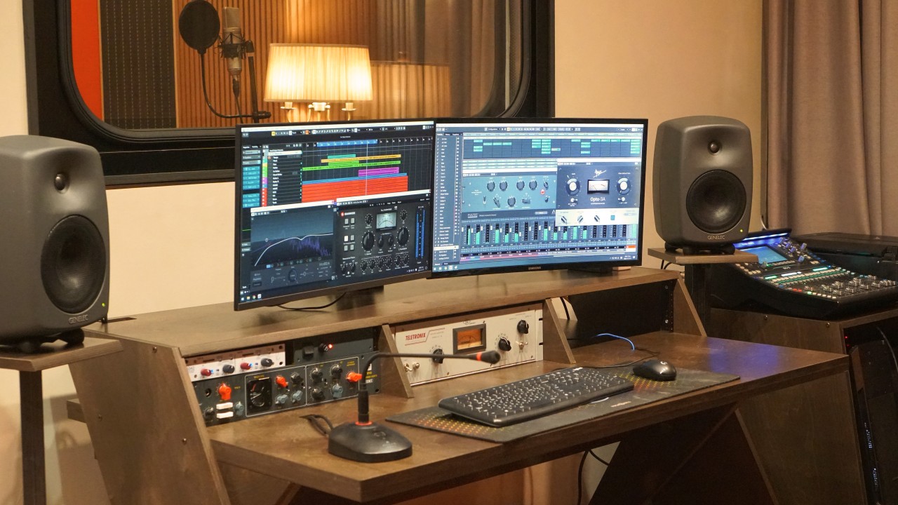 Studio image 4