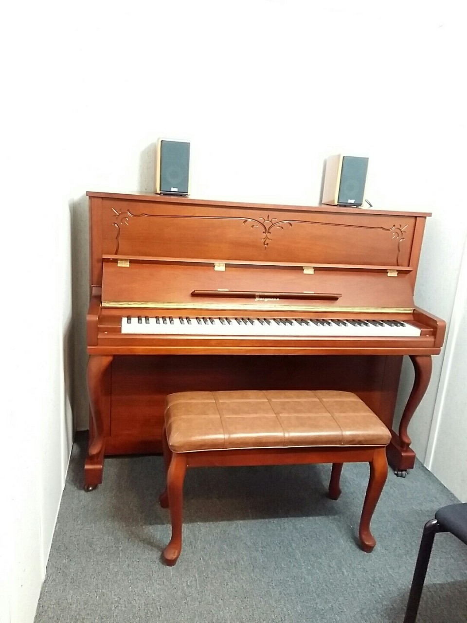 Studio image 4