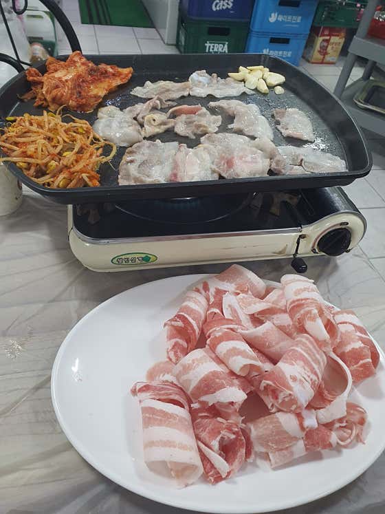 대패삼겹살 2인 메뉴 사진(네이버)