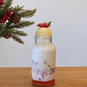 아르테 딸기라떼 메뉴 사진(네이버)