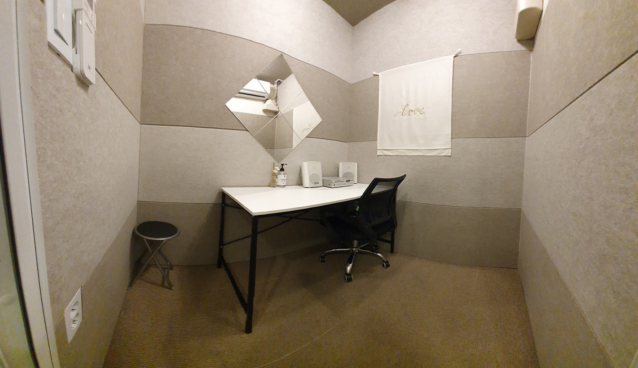 Studio image 3