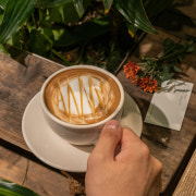 Caramel Macchiato 메뉴 사진(네이버)