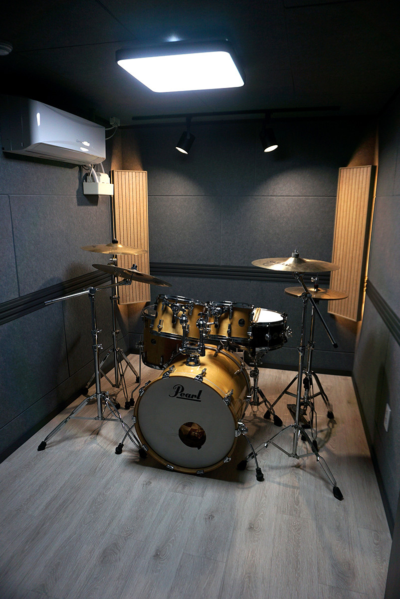 Studio image 2