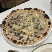 Quattro Fungi Pizza 메뉴 사진(네이버)