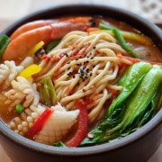 뚝배기 사천 파스타 메뉴 사진(네이버)